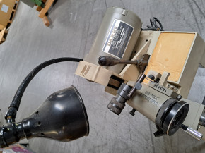 GEBRAUCHTMASCHINE Darex TR-70 Bohrerschleifmaschine 